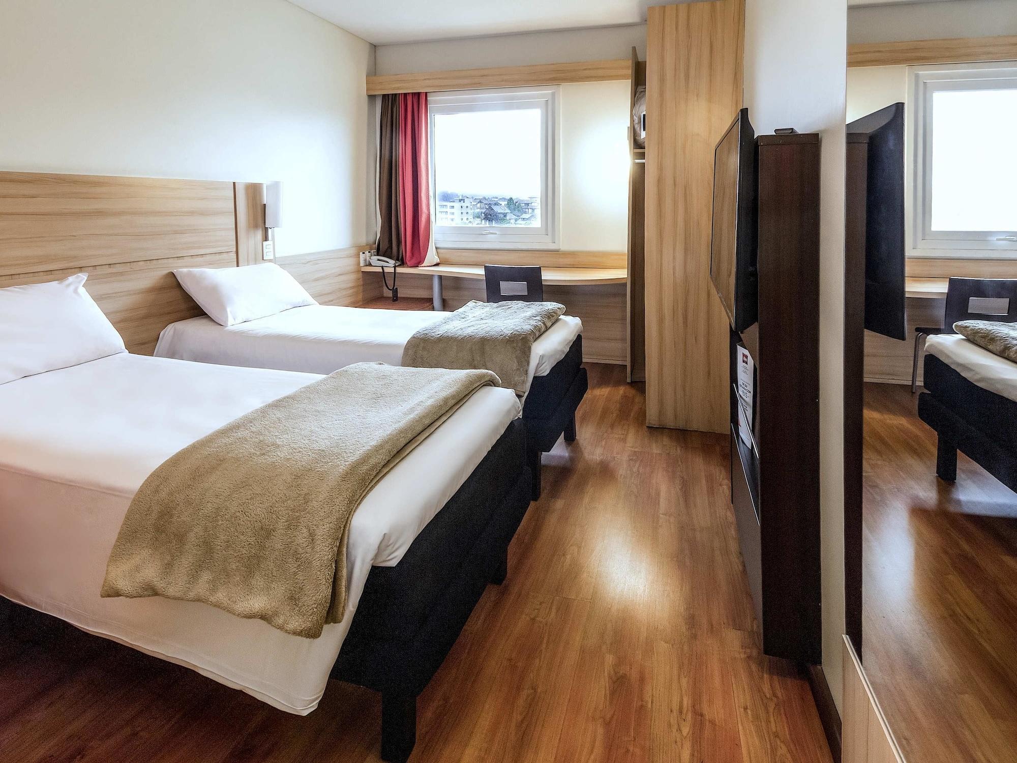 Ibis Concepcion Hotel Екстериор снимка